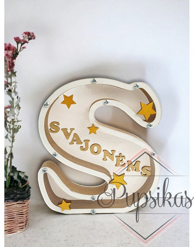 Balta, medinė taupyklė su raide S