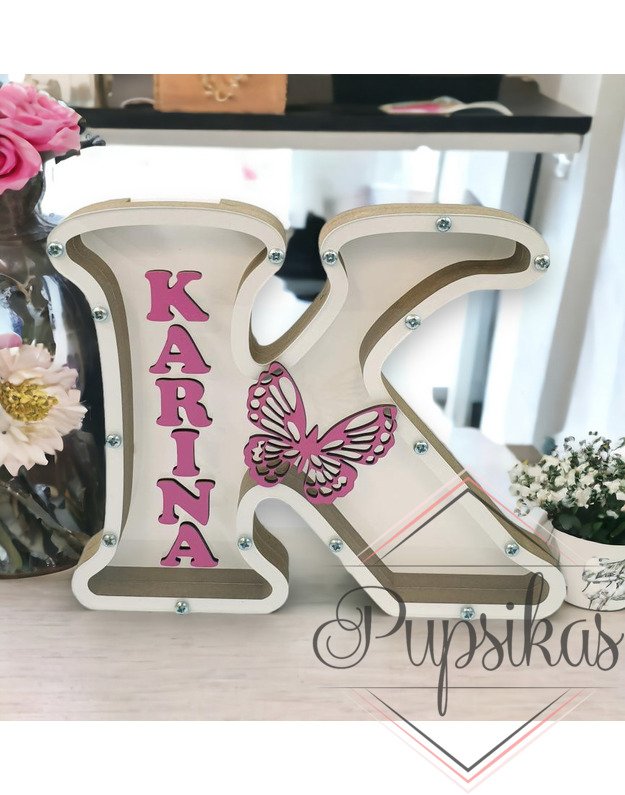 Balta, medinė taupyklė su raide (Su pasirinkta raide ir vardu)