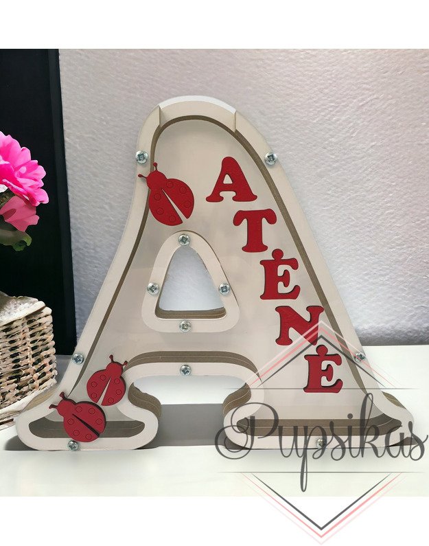 Balta, medinė taupyklė su raide (Su pasirinkta raide ir vardu)