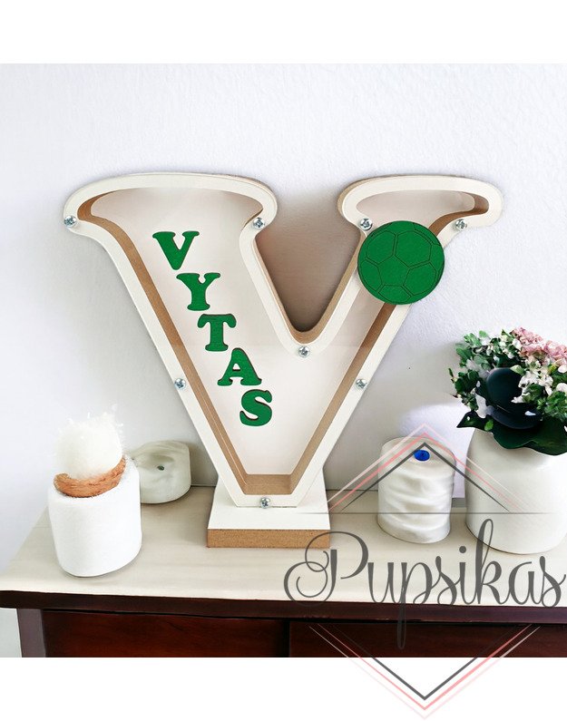 Balta, medinė taupyklė su raide (Su pasirinkta raide ir vardu)