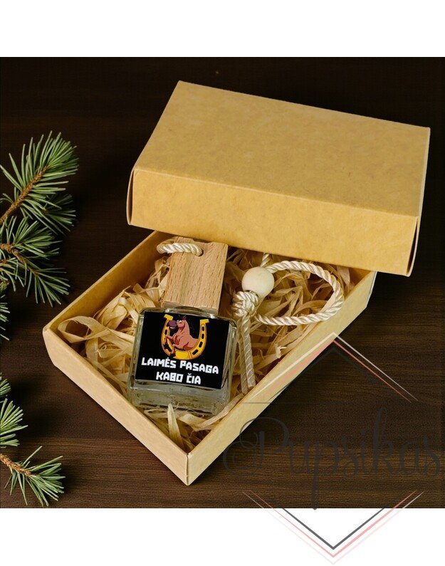 Automobilio kvapas Prestige Wood „Laimės pasaga kabo čia“