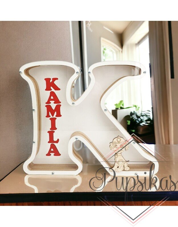 Balta, medinė taupyklė su raide K (Su pasirinkta raide ir vardu)