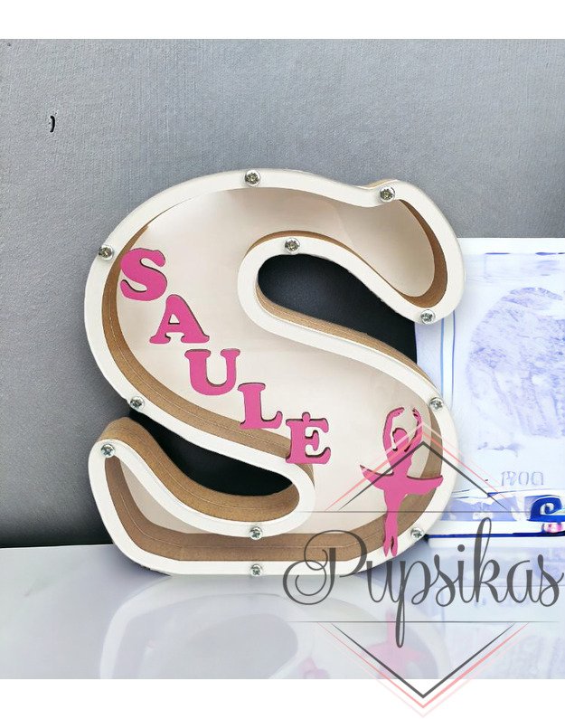 Balta, medinė taupyklė su raide S (Su pasirinkta raide ir vardu)