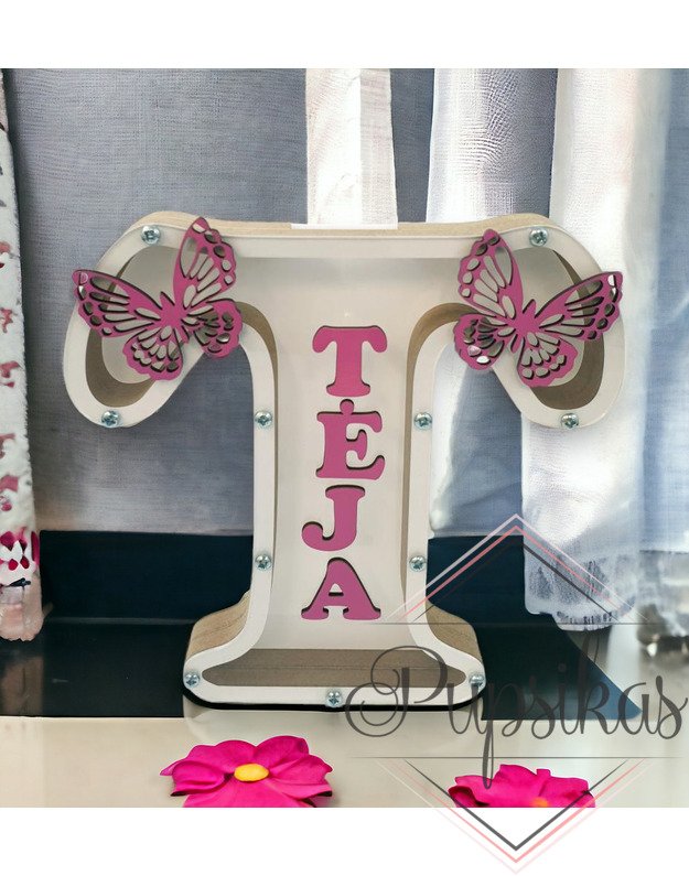 Balta, medinė taupyklė su raide T (Su pasirinkta raide ir vardu)