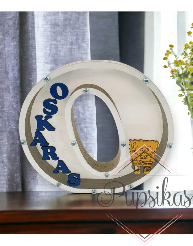 Balta, medinė taupyklė su raide O (Su pasirinkta raide ir vardu)