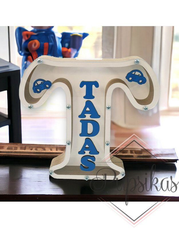 Balta, medinė taupyklė su raide T (Su pasirinkta raide ir vardu)