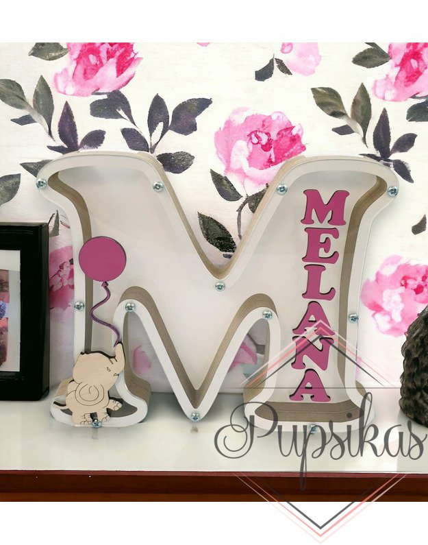 Balta, medinė taupyklė su raide (Su pasirinkta raide ir vardu)