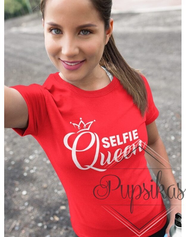 MOTERIŠKI MARŠKINĖLIAI „SELFIE QUEEN“