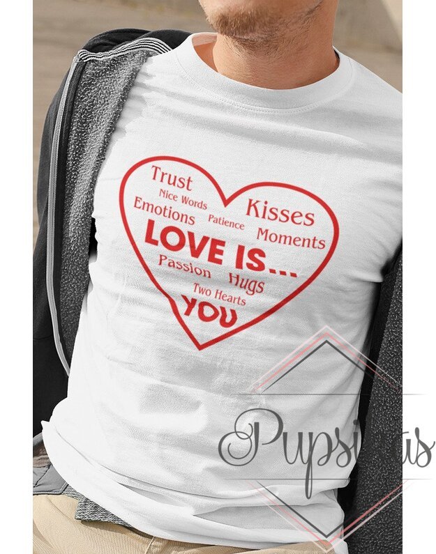 Vyriški marškinėliai „Love is...“