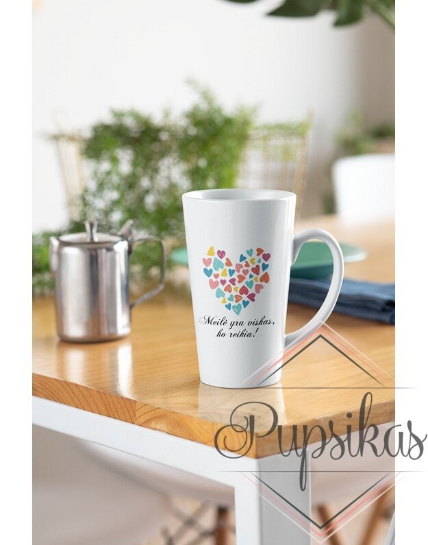Latte puodelis „Meilė yra viskas, ko reikia“